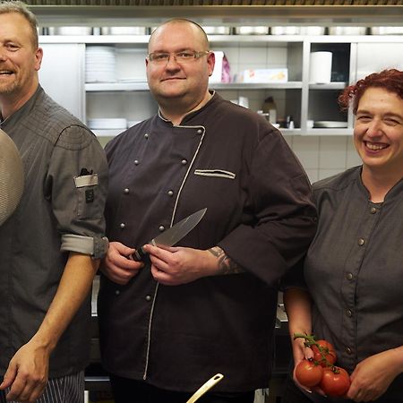 Flair Hotel Landgasthof Roger Lowenstein Bagian luar foto