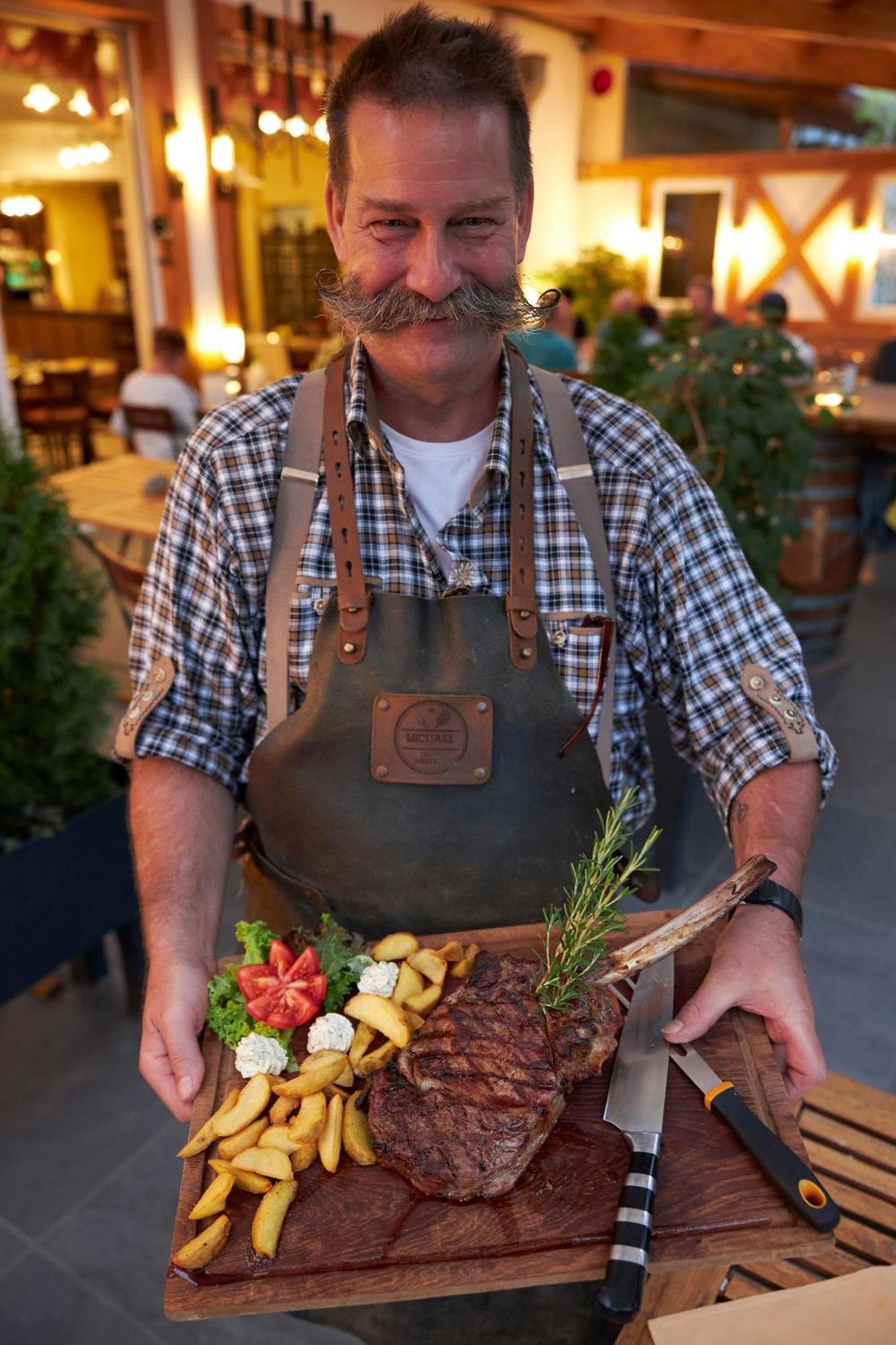 Flair Hotel Landgasthof Roger Lowenstein Bagian luar foto